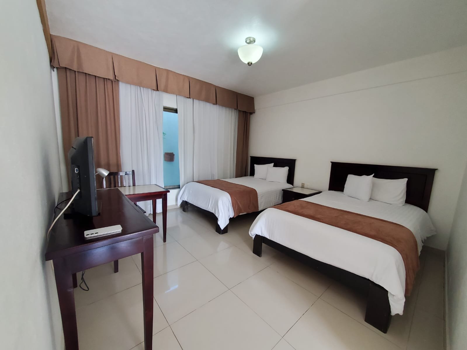 Habitación Doble - 2 Camas Dobles