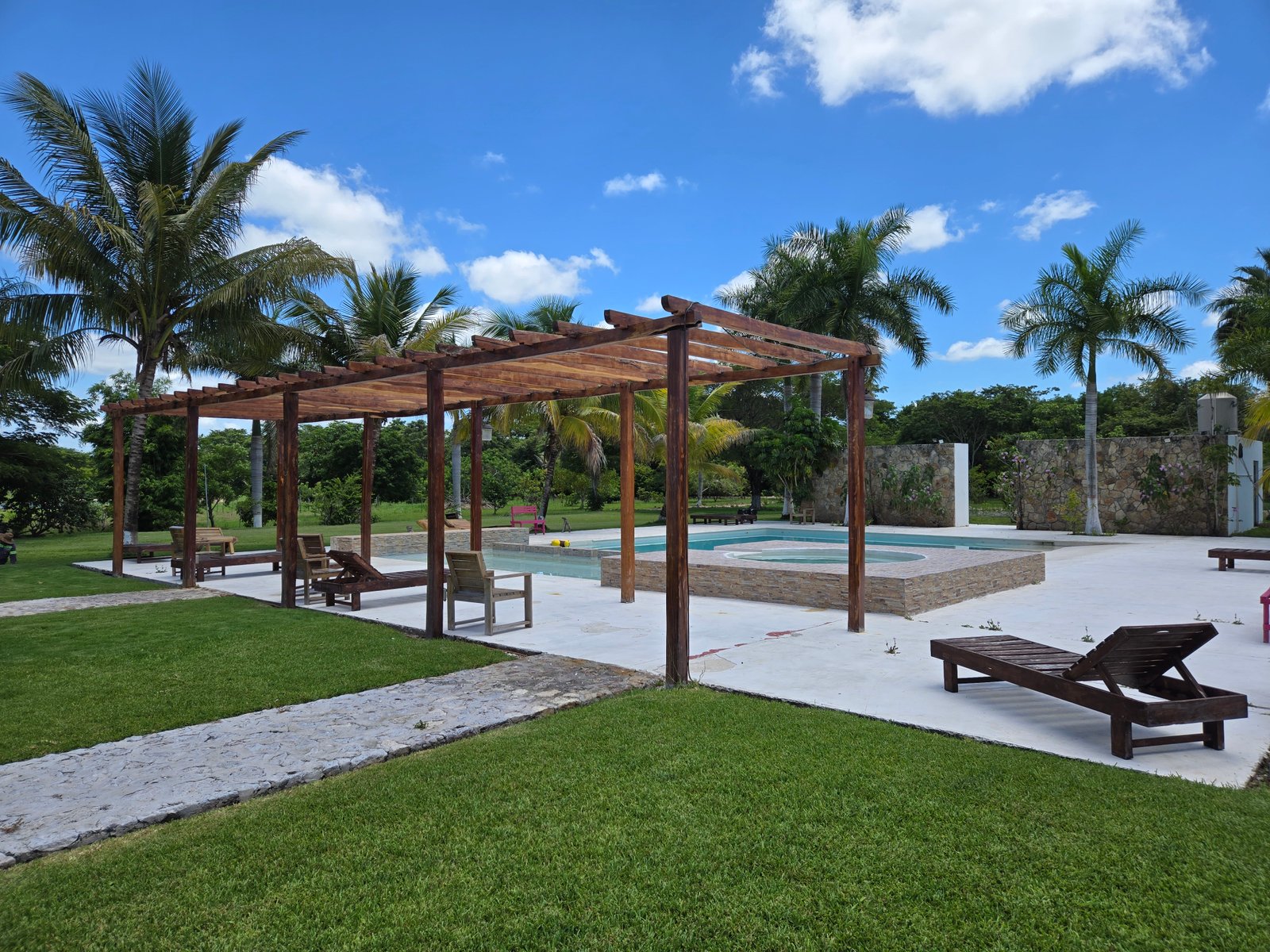 Misión Hotel Real Primaveras Campestre